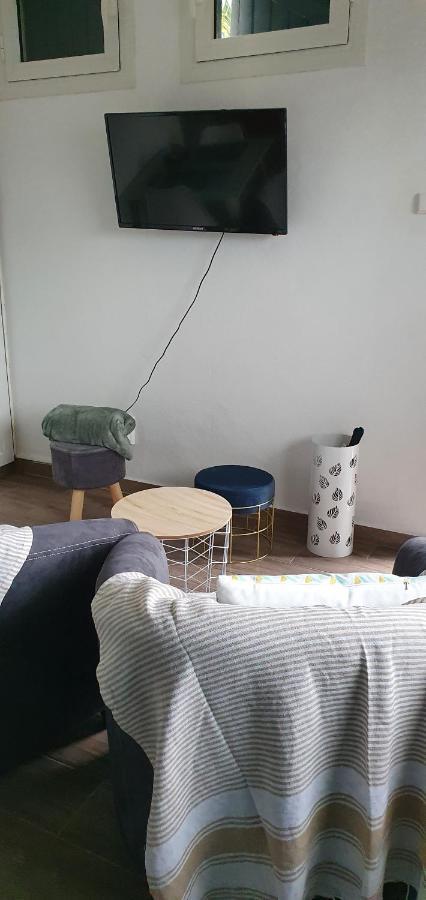 شقة Meuble Chez Gilbert لو تامبون المظهر الخارجي الصورة