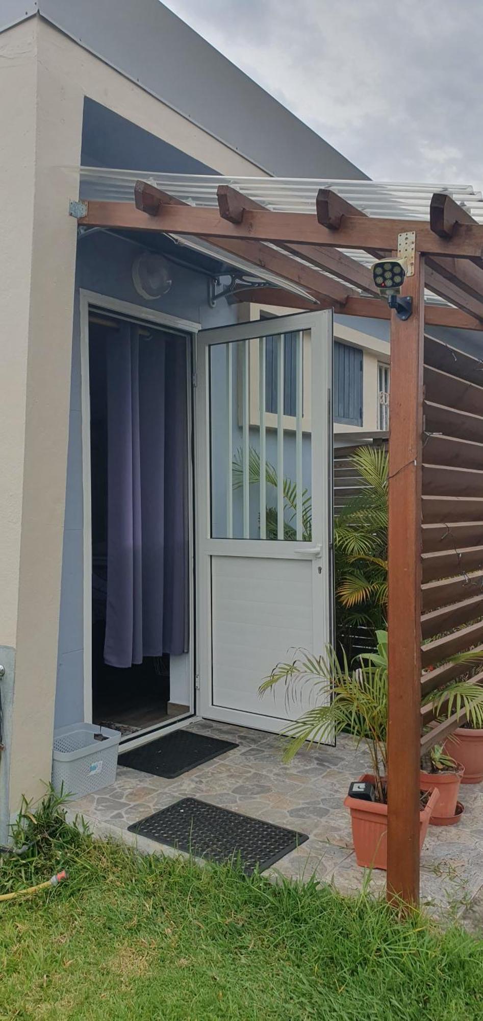 شقة Meuble Chez Gilbert لو تامبون المظهر الخارجي الصورة